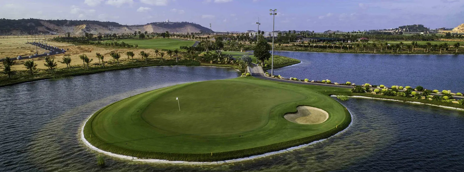 Tour Golf Biển Nha Trang 5N4Đ | 3 Sân Ven Biển & Tắm Bùn