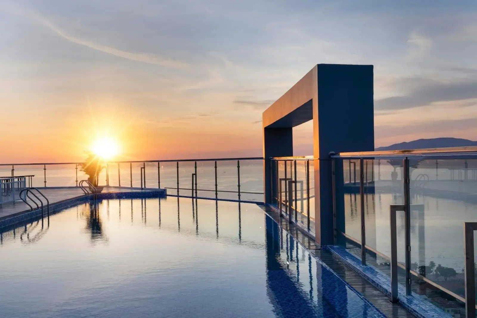 Tour Golf Biển Nha Trang 5N4Đ | 3 Sân Ven Biển & Tắm Bùn